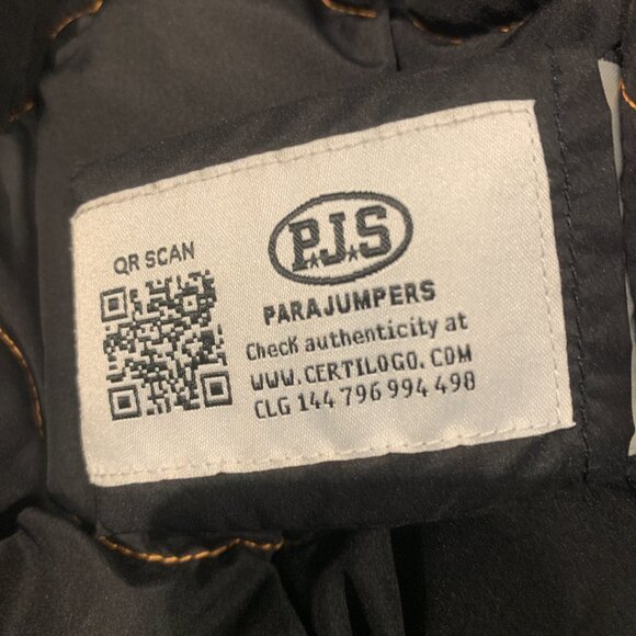 Parajumpers Gobi Down-Filled Hooded Bomber Jacket (Size XL) - Picture 8 of 11